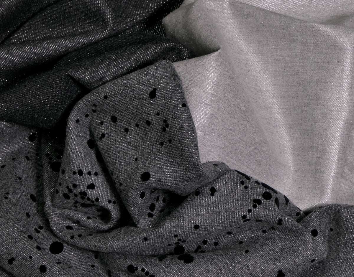 Tessuto in lurex grigio e nero